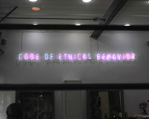 N.40 | Ethische und nachhaltige Mode. Einige einfache Fragen neben der Mode des Augenblicks.